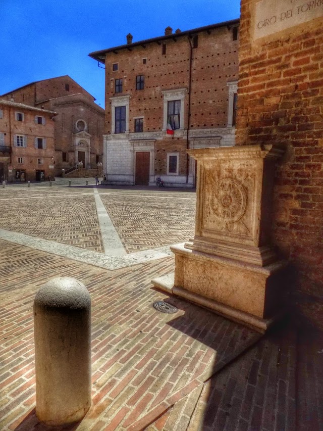 Università degli Studi di Urbino Carlo Bo