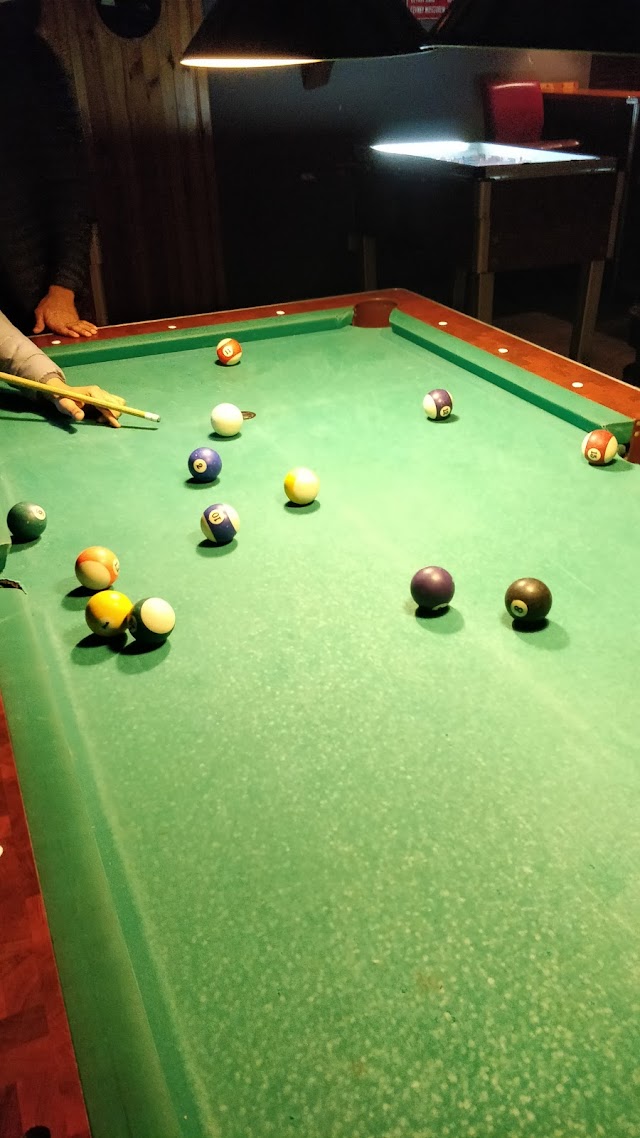AQQ PUB