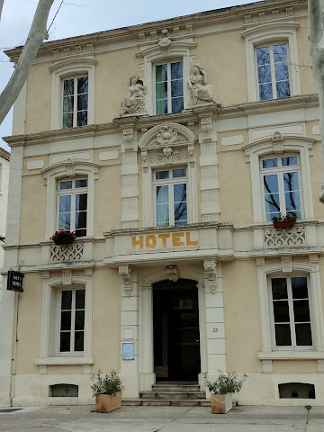 Will's Hotel Narbonne by null