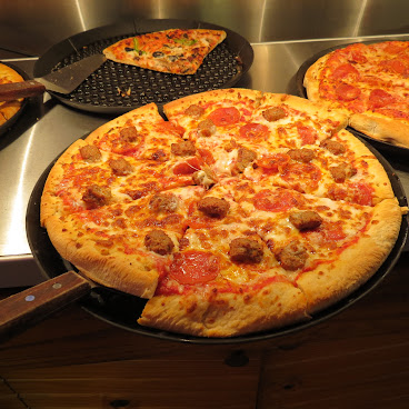 The Varsity Pizza & Pints by null