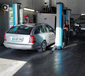 Photo n°11 de DialAuto à Camps-la-Source (Atelier de mécanique automobile)