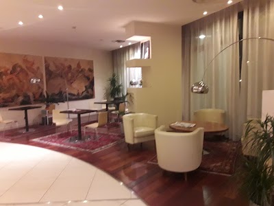 Photos of Leon D'Oro