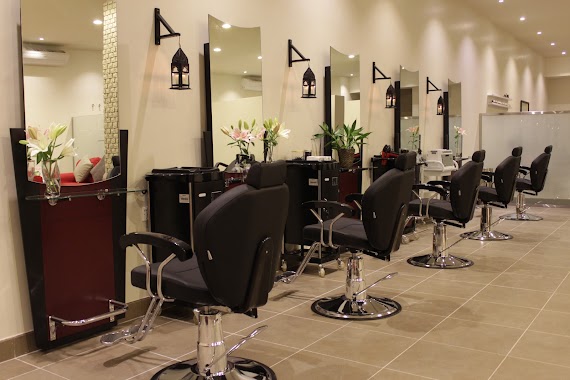 Fnn Aleen Beauty Salon, Author: Nawaf