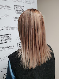 Photo n°9 de EXTRAVAGANZA ARTISTES COIFFEURS à Grosbliederstroff (Salon de coiffure)