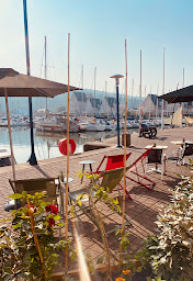Photo n°36 de Le Bistrot du Port à Dives-sur-Mer (Restaurant de fruits de mer)