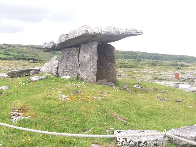 Poulnabrone Dolmen