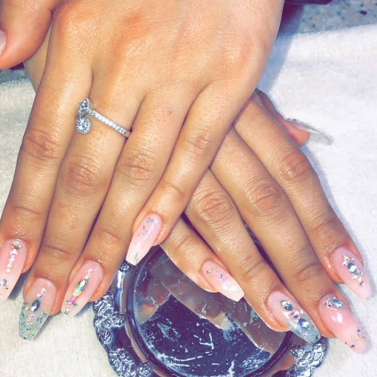 LA NAILS SALON Shopping Mall in South Mall Allentown PA