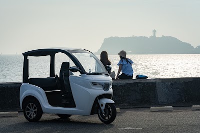 Emobi（えもび）」電動トゥクトゥクレンタカー 小田急片瀬江ノ島駅前店