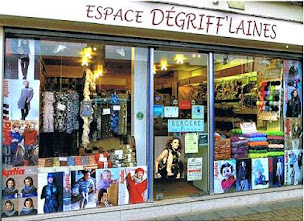 Photo n°1 de Espace Dégriff'Laines à Villeneuve-le-Roi (Magasin discount)