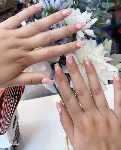 Arya Nail Lounge interior view
