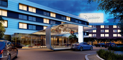 Radisson RED Hotel London Heathrow