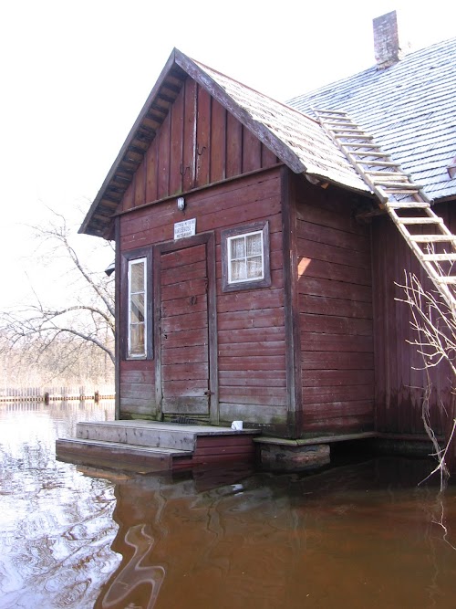 RMK Karuskose metsavahi metsamaja