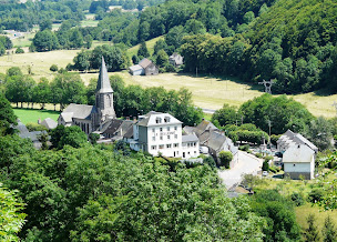 Photo n°31 de Gîte Hôtel Bellevue à Laveissière (Circuit de randonnée)