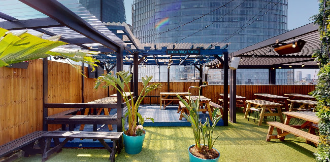 London Bridge Rooftop - Pub