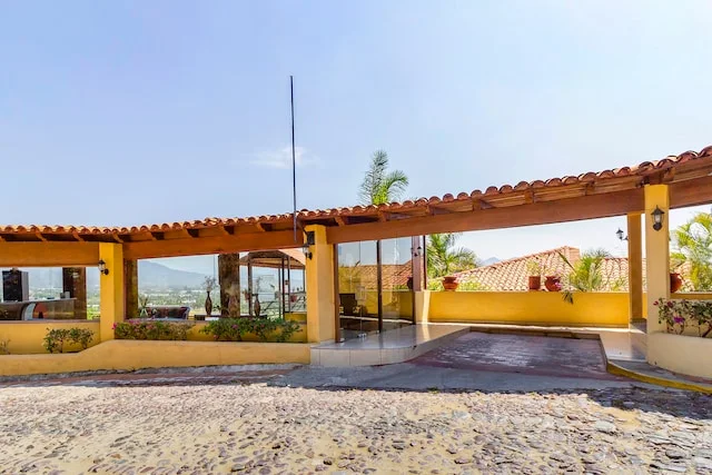 Hotel Plaza Tucanes