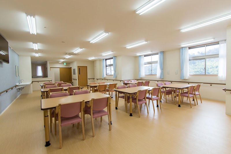 さくらコンフォート・くれ