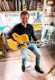 Photo n°19 de Galerie Casanova - Luthiers-Expert à Paris (Luthier)