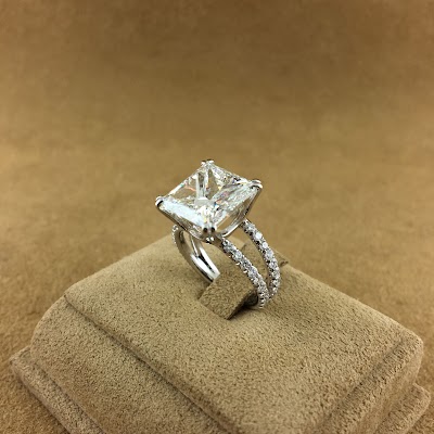Photos of Smoke Tree Jewelers