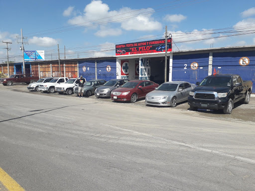 Lote de Autos El Pilo