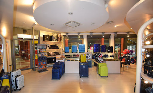 Centro commerciale Vecchio Flaminia Gallery - Italy