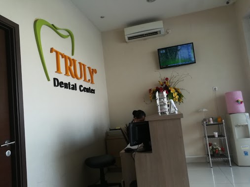 Truly Dental Clinic, Author: PHOPTHAKORN DONLAPONNITHI