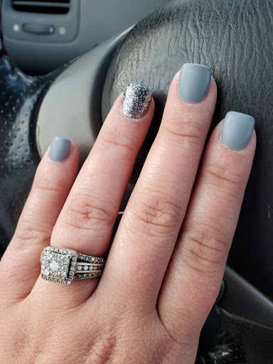 Andy D. Nails - Visual