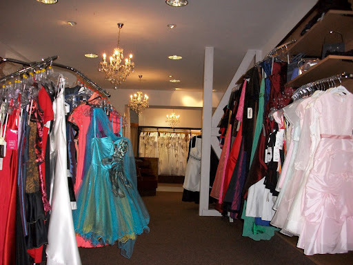 Braut- und Festmoden "TRAUMHOCHZEIT" by Modehaus Klett's TREND-SHOP Gallery - Germany