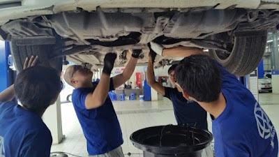 Photos of HTS Myanmar Japan Car Workshop