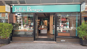 Photo n°1 de Jeff de Bruges à Montigny-le-Bretonneux (Boutique d'articles de mariage)