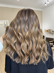 Photo n°12 de Angéline Passini Colorist à Nice (Salon de coiffure)