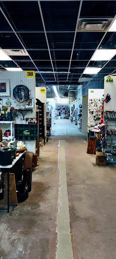 Traderbaker Flea Market Gallery - United States
