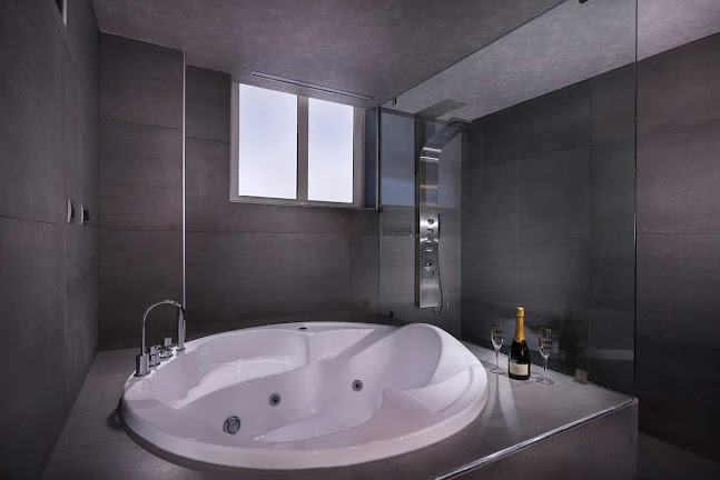 Icarus Hotel - Τροιζήνα