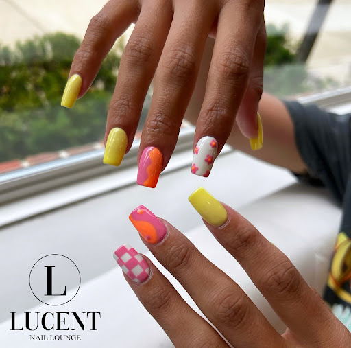 Lucent Nail Lounge - Visual