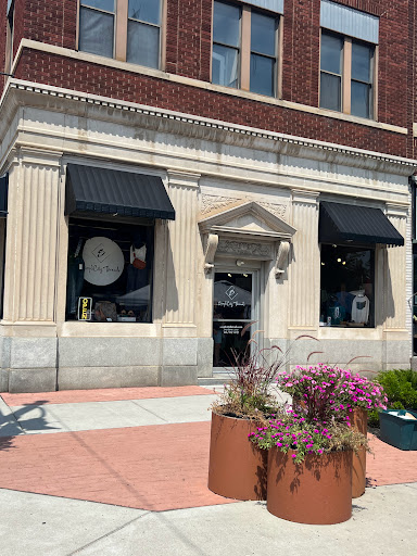 SimpliCity Threads Boutique - Visual