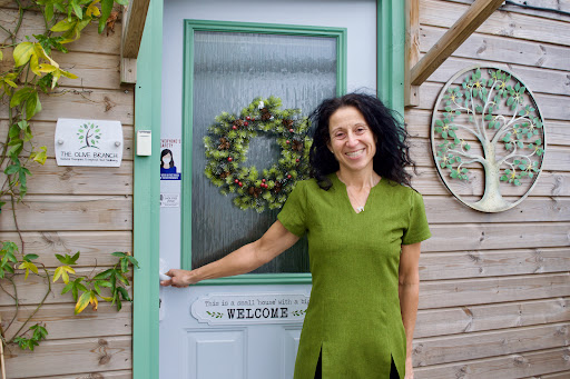 Helen Kremer-Williams. The Olive Branch Plymouth