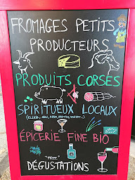 Photo n°11 de Cave la Petite Reine à Bédoin (Magasin de vins et spiritueux)