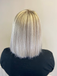 Photo n°11 de L'atelier de Léa à Évreux (Salon de coiffure)