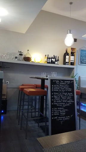 Photo 2 - Burger & Co