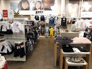 Photo n°10 de GEMO RODEZ Chaussures et Vêtements à Sébazac-Concourès (Magasin de vêtements pour femmes)