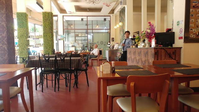 May Veggie Home (ร้านอาหารโฮมเมดมังสวิรัติและเจ)