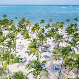 Photo n°4 de Agence de voyage TUI STORE Rambouillet à Rambouillet (Agence de location de maisons de vacances)