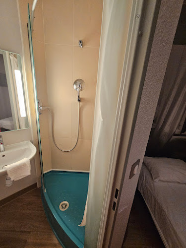 Comentarii opinii despre B&B HOTEL Calais Centre Saint-Pierre