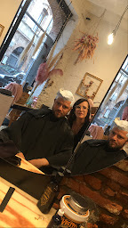 Photo n°9 de La petite Vic à Toulouse (Salon de coiffure)