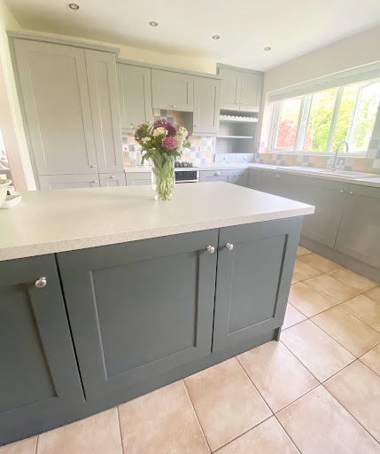 Creative Chic Specialist Kitchen Cabinet Painter - Thumbnail