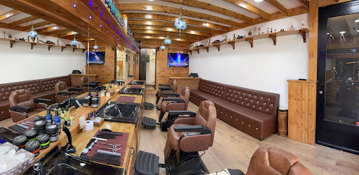 Storrington vintage barber - Thumbnail