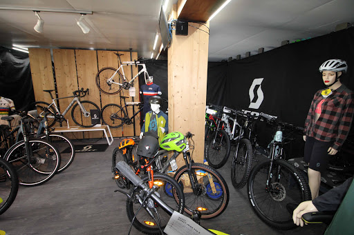 Mermoud Sports Au Virage location ski VTT les Contamines Gallery - France