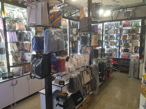 Amigos Bag Shop