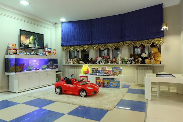 Кид казань. Некрасова 35 Казань. Улица Некрасова 35 Казань. Kids City Казань. Royal Kids Казань.