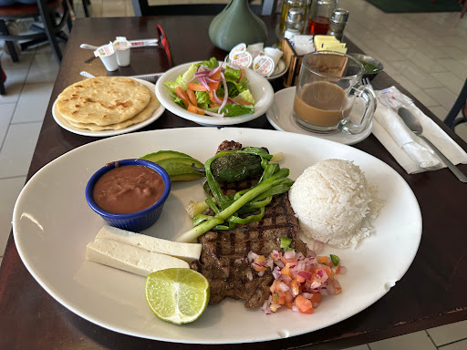 Café Sazón - Thumbnail
