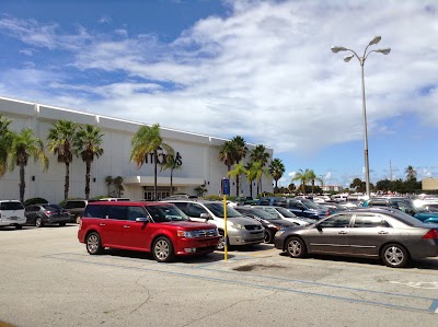 Photos of Merritt Square Mall